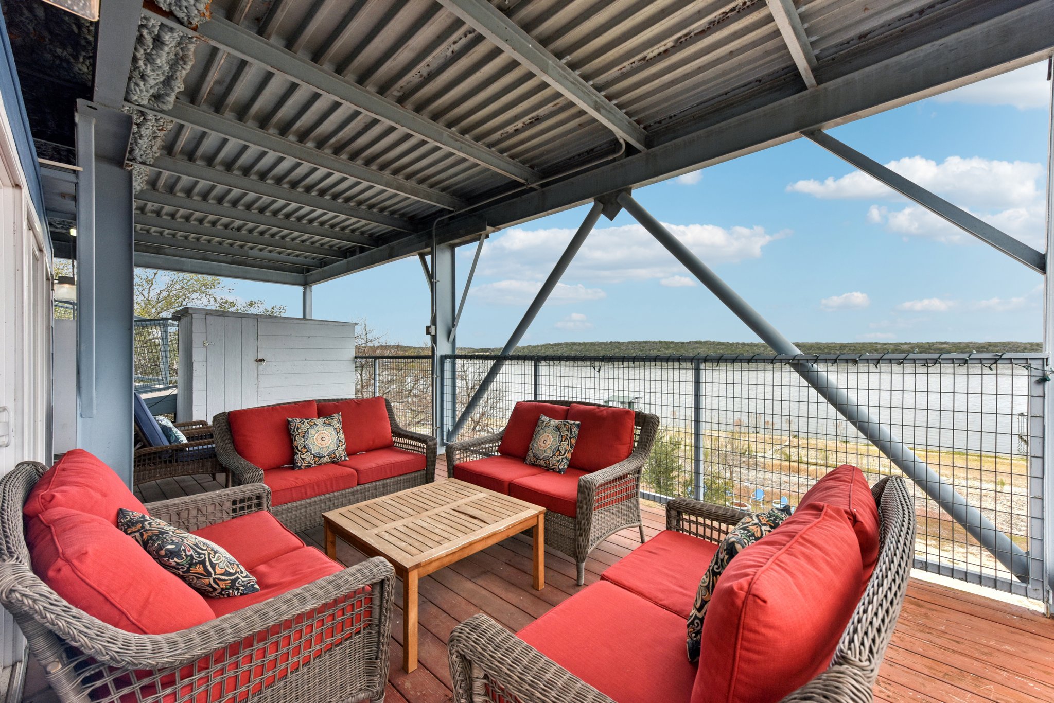 Graveyard Point Rd-S1001-041.jpg