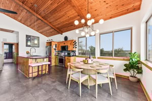 Graveyard Point Rd-S1001-012.jpg