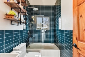 Graveyard Point Rd-S1001-021.jpg