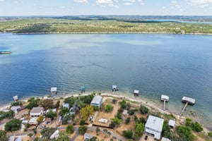 Graveyard Point Rd-S3108-004.jpg