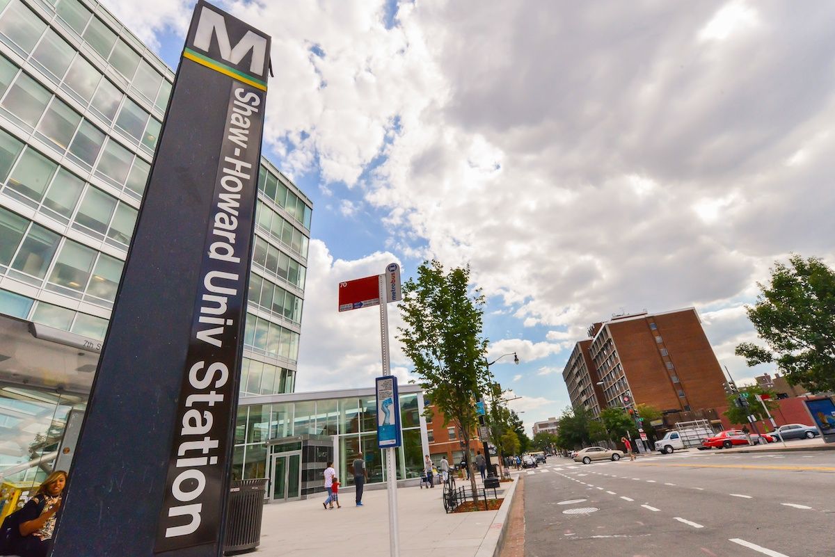 Close to Shaw & NoMa Metros