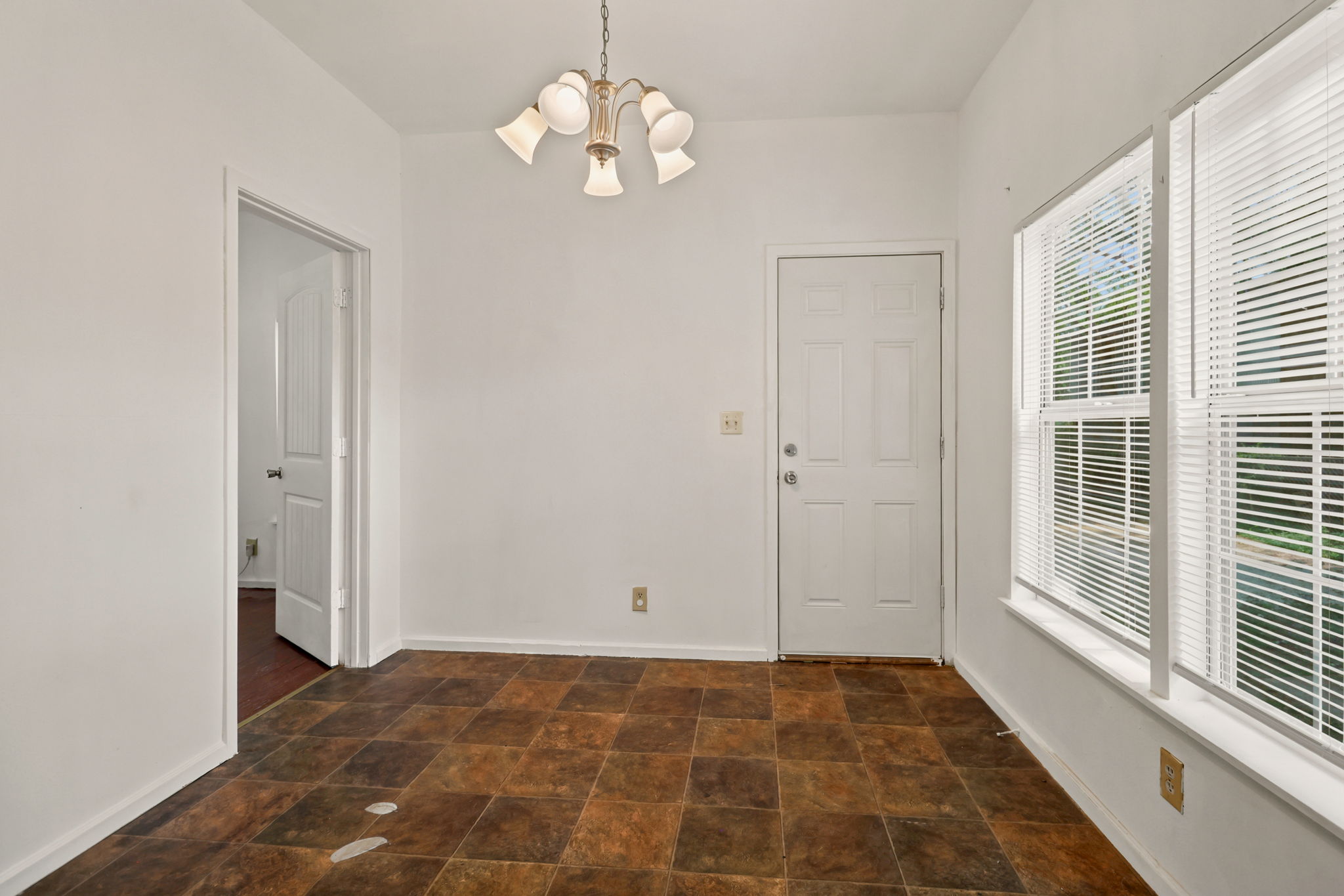 1814 Santa Anna St, San Antonio, TX 78201, USA Photo 7