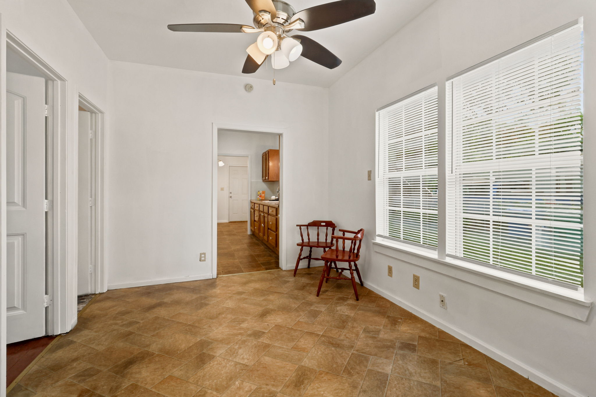 1814 Santa Anna St, San Antonio, TX 78201, USA Photo 11