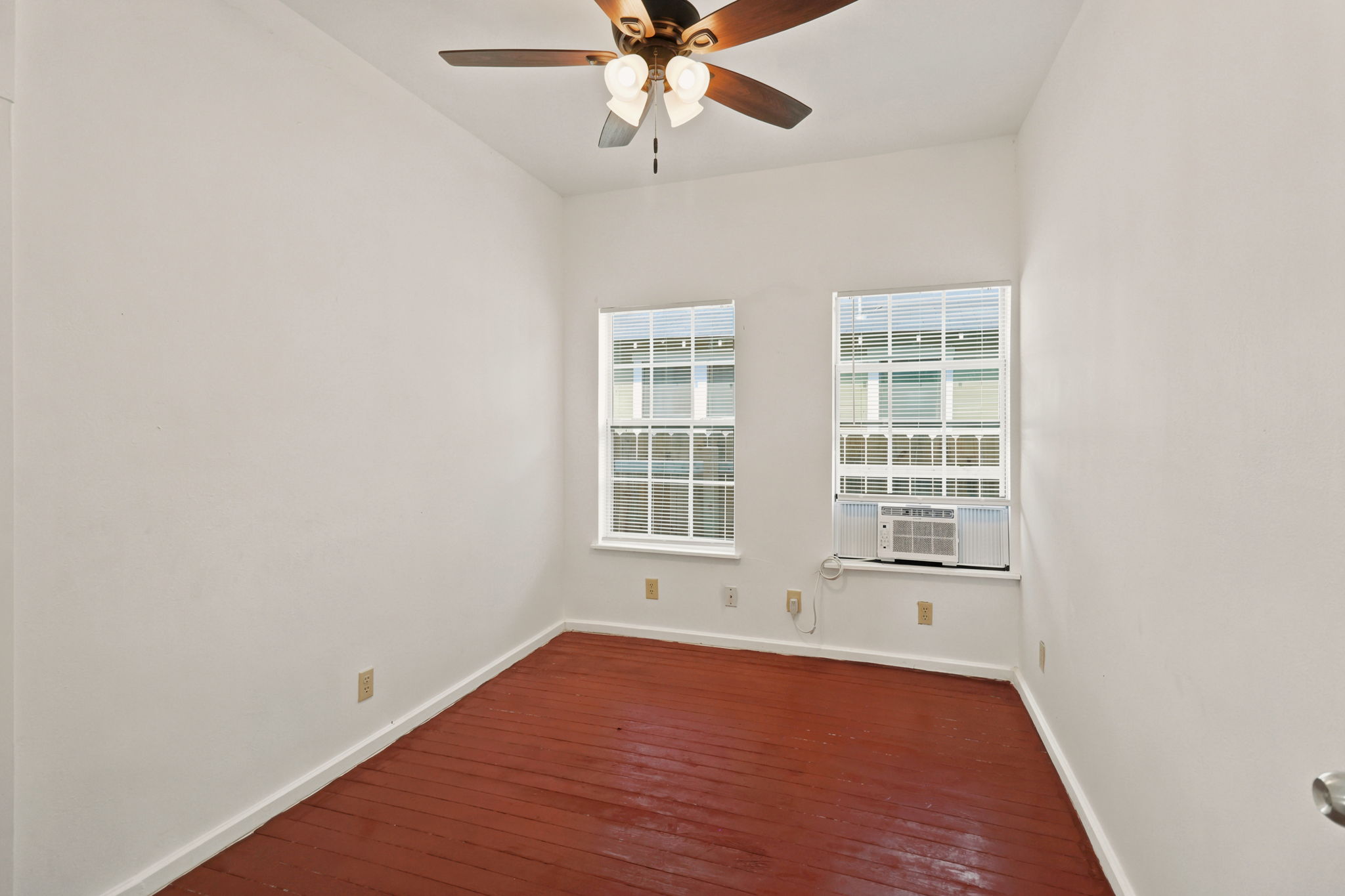 1814 Santa Anna St, San Antonio, TX 78201, USA Photo 13