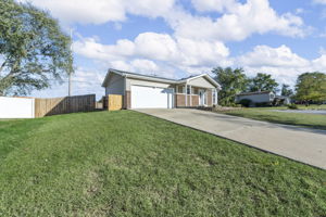  Photo 0