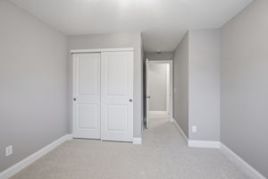  Photo 34