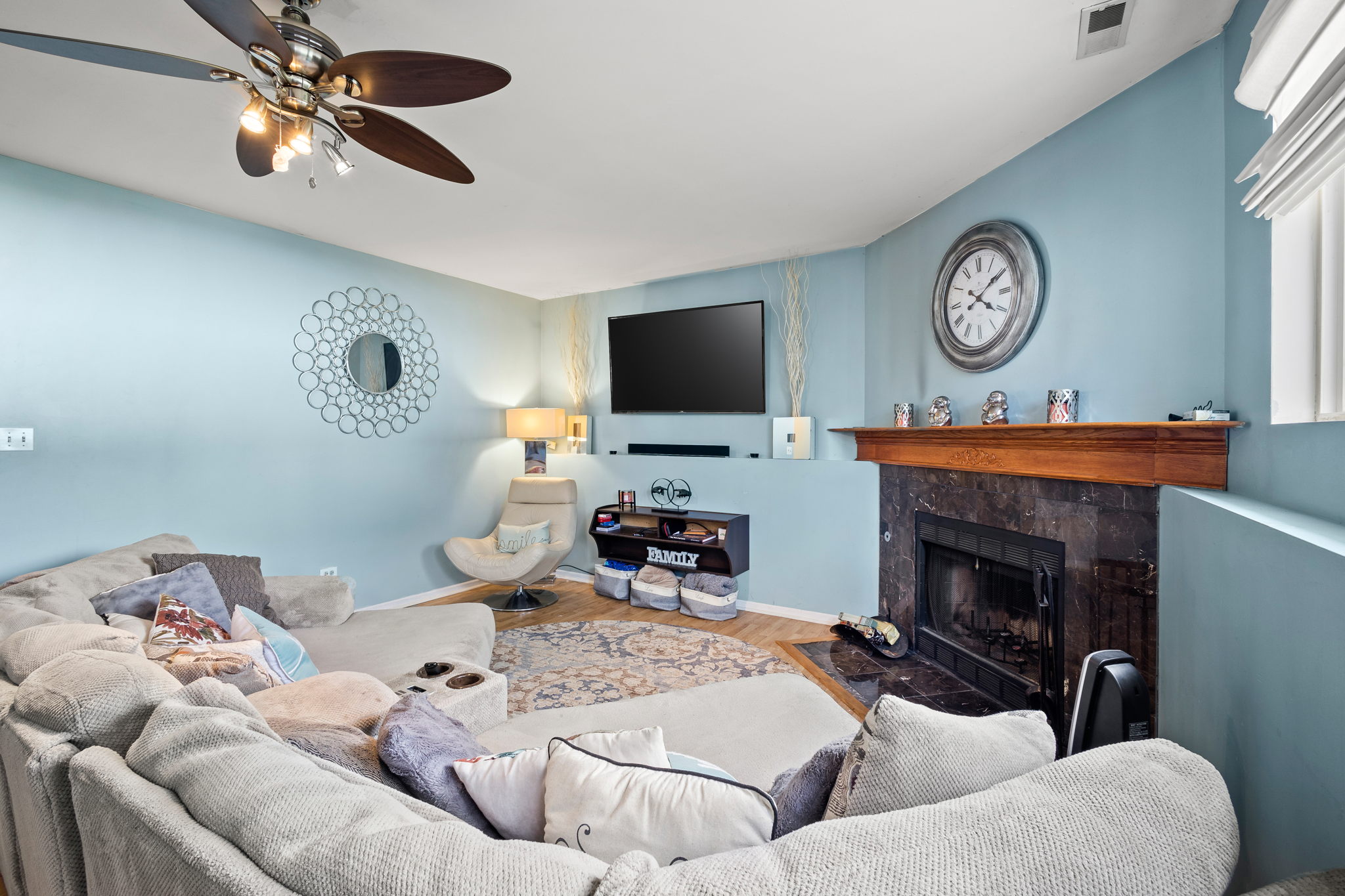 18149 Brittany Ln, Lansing, IL 60438, USA Photo 13