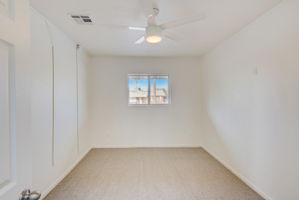 E Lynne Ln-009