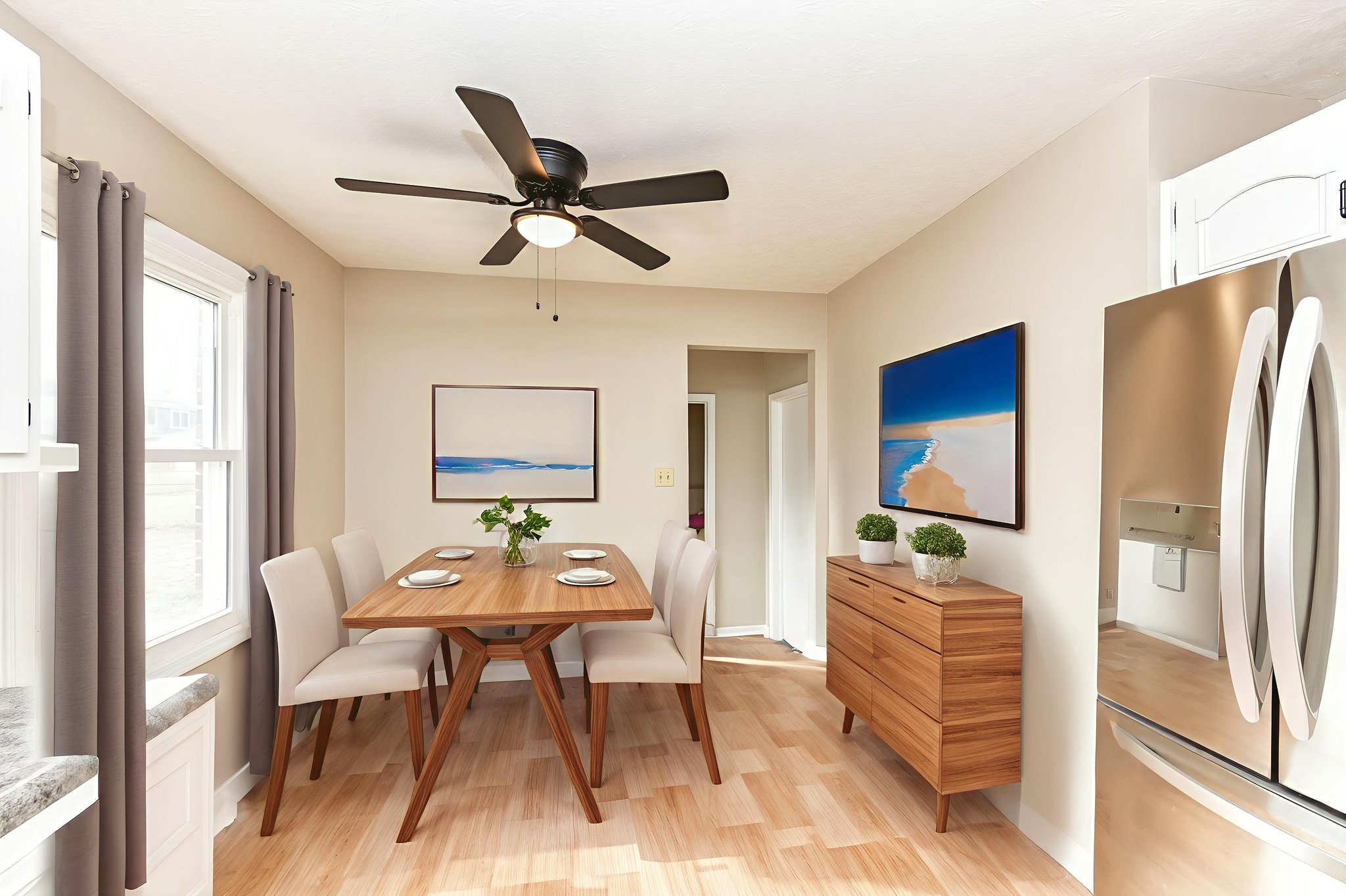 DSC_7564 virtually staged.jpeg