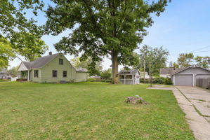  Photo 40