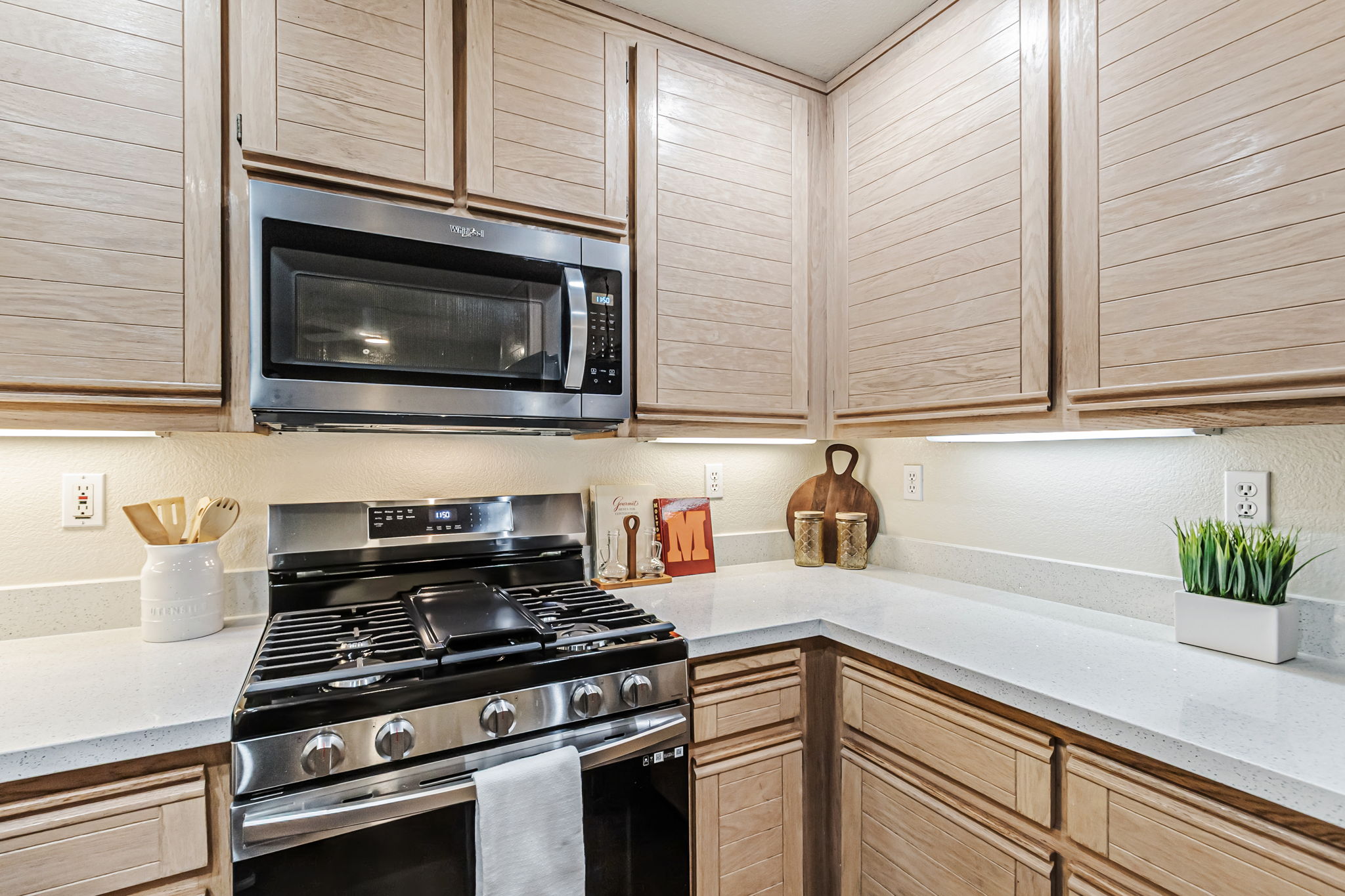 011_ 1815 Sheri Ann Cir 