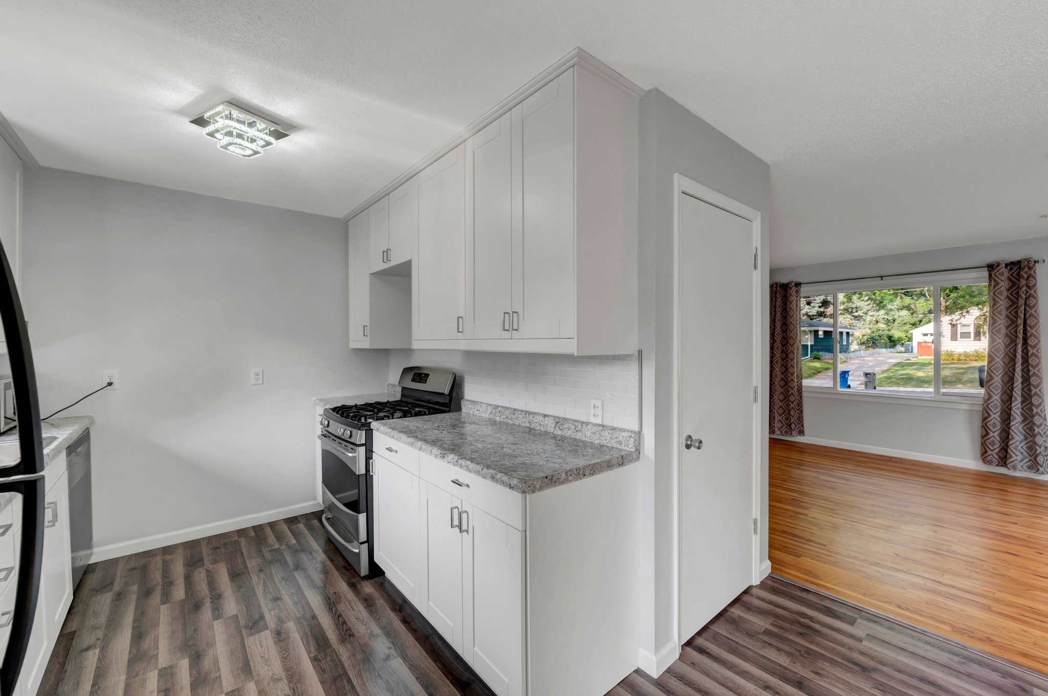 1816 Independence Ave N, Minneapolis, MN 55427, USA Photo 11