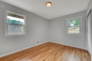 1816 Independence Ave N, Minneapolis, MN 55427, USA Photo 16