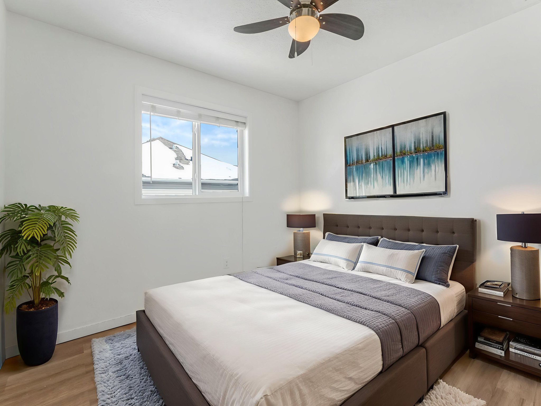 VX- Interior Image - (31) virtually staged.jpeg