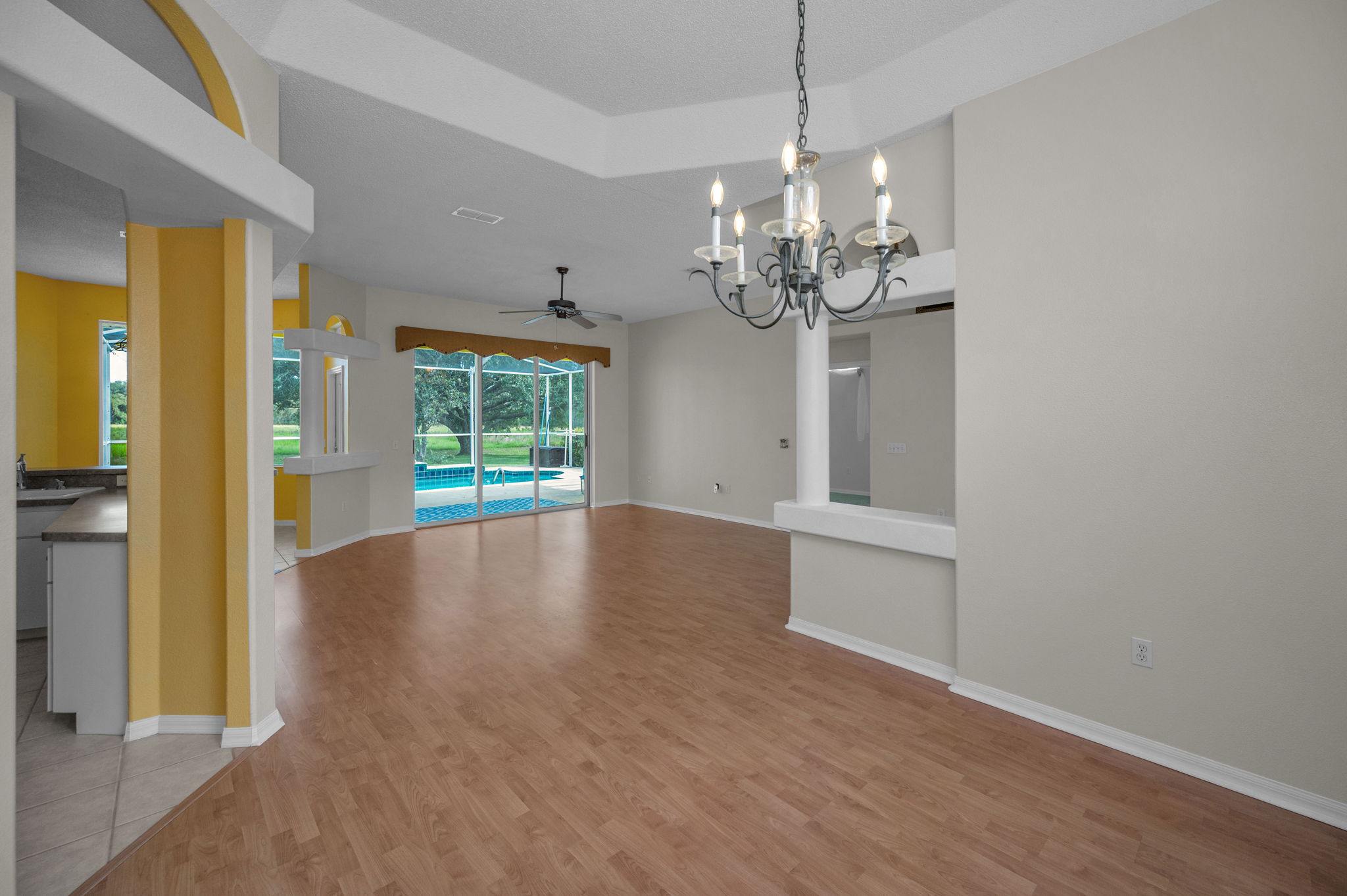 Dining Room3