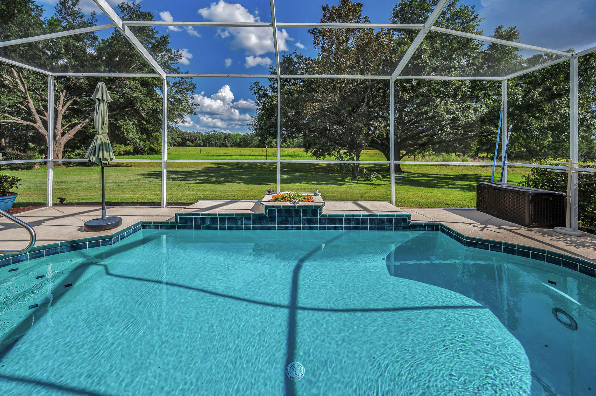 Pool2