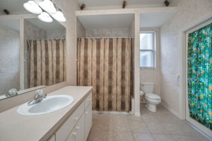 Bathroom2