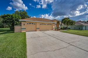 Front Exterior3