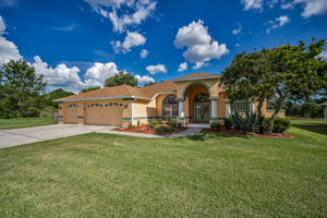 Front Exterior4