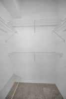 Master Bedroom Walk-in Closet1