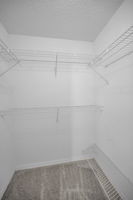 Master Bedroom Walk-in Closet2