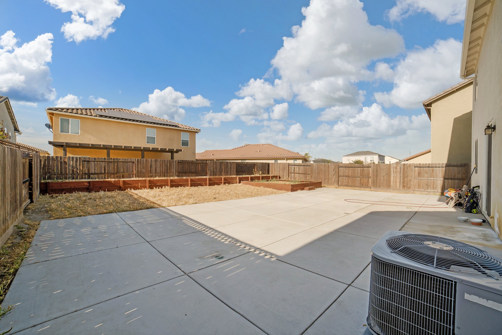 1817 Mighty Oak Dr, Stockton, CA 95205, USA Photo 38