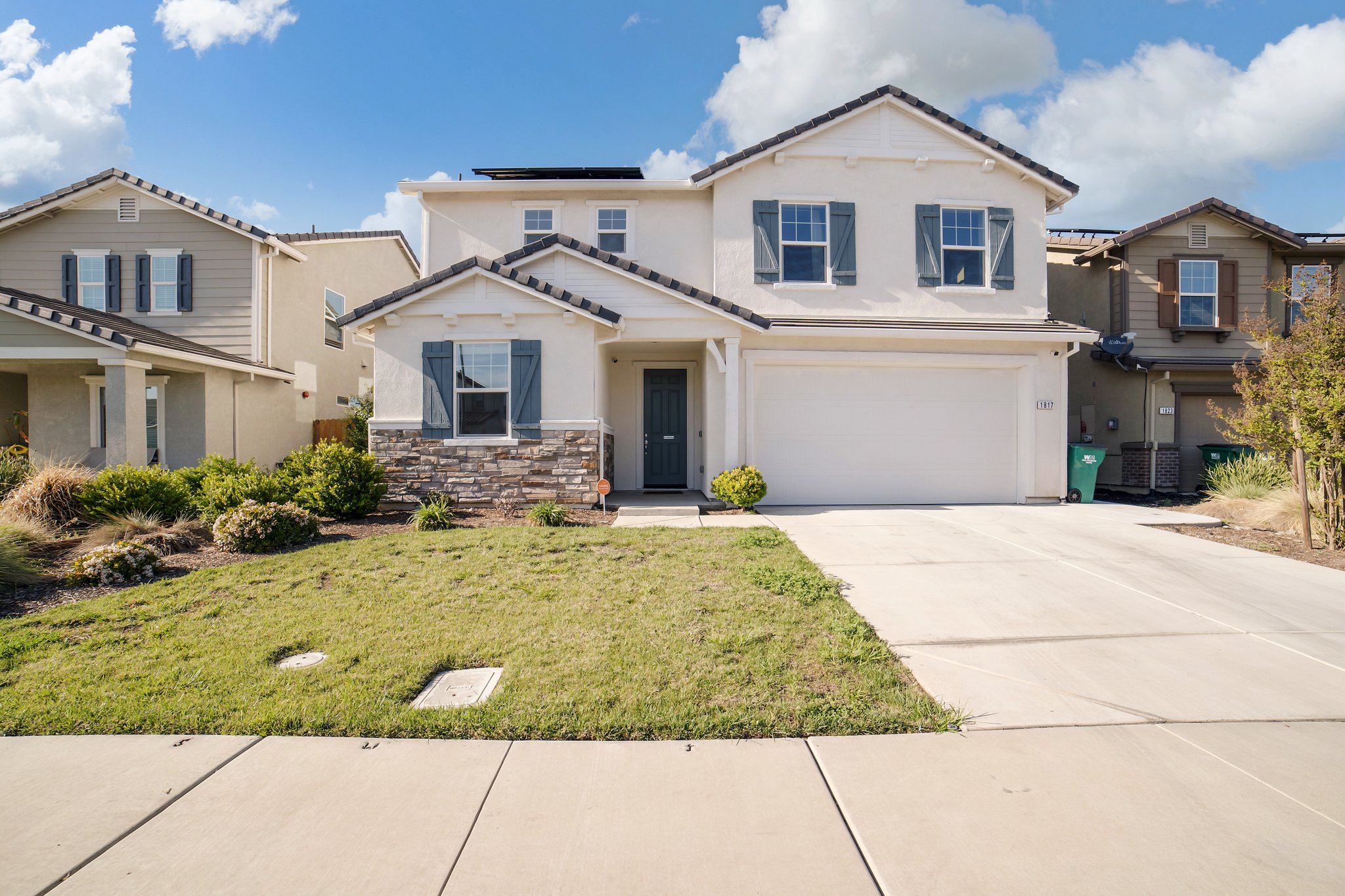 1817 Mighty Oak Dr, Stockton, CA 95205, USA Photo 1