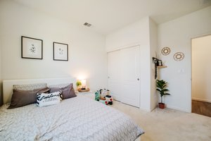 1817 Mighty Oak Dr, Stockton, CA 95205, USA Photo 8