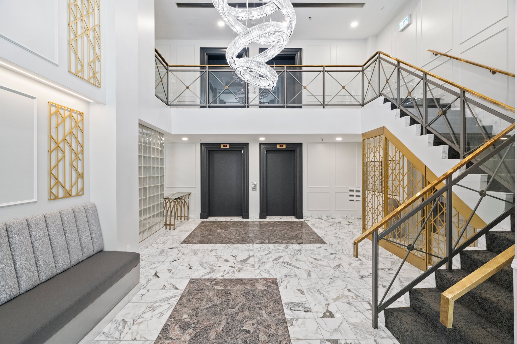 1818 Bayview Ave Toronto, ON M4G 4G7