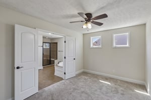 Clare Ct-S0508-075.jpg