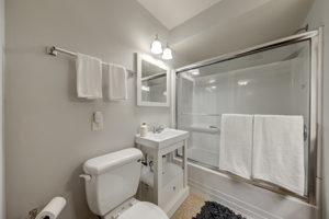 Bathroom Upstairs