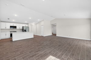 Dining Room 2 of 2