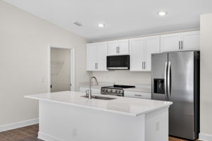 Kitchen 1 of 4