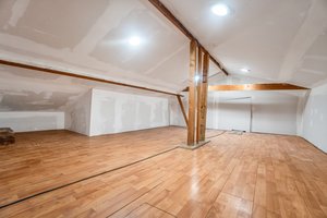  Photo 31