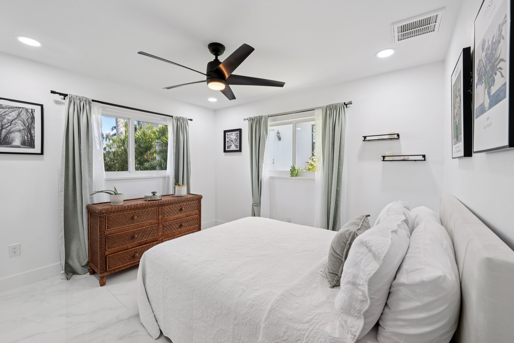 SE 43rd St-S1101-024.jpg