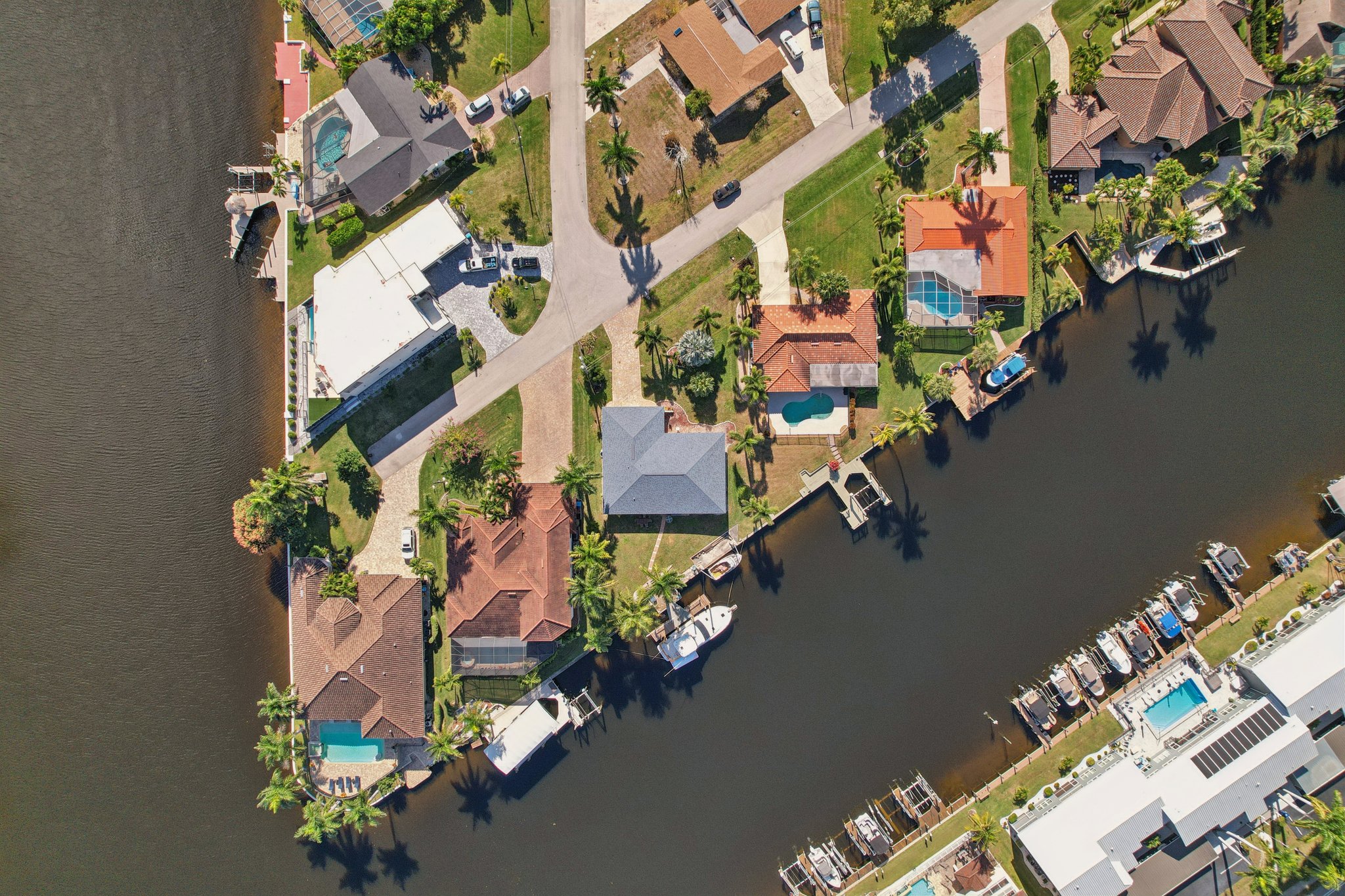 SE 43rd St-S1101-045.jpg