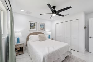 SE 43rd St-S1101-021.jpg