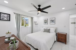 SE 43rd St-S1101-026.jpg