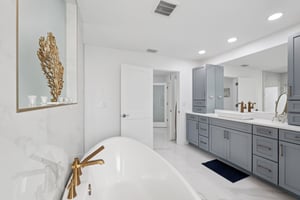 SE 43rd St-S1101-029.jpg