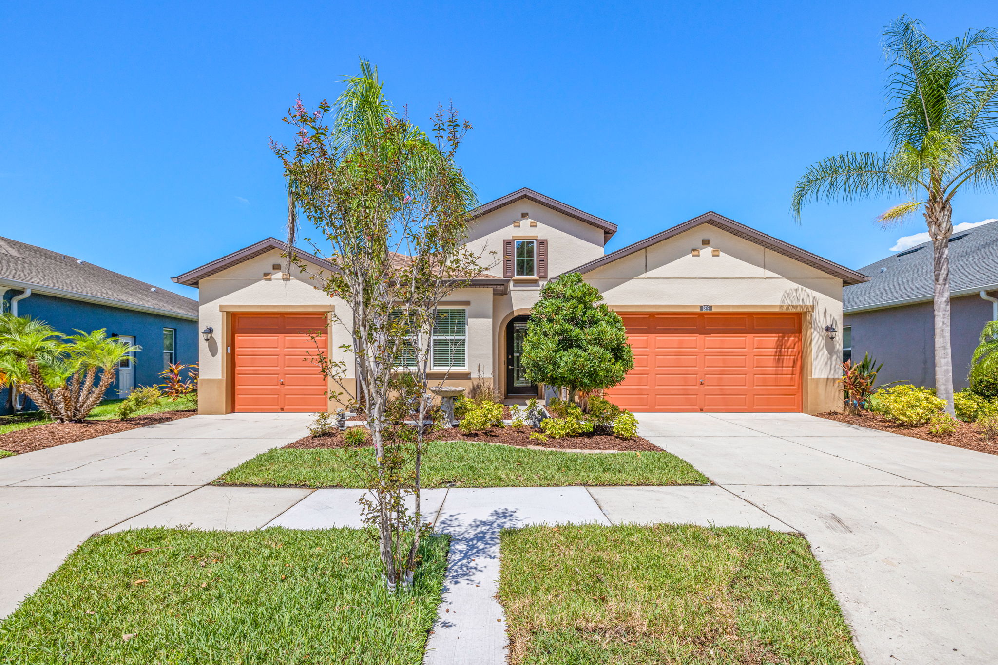 2-1819 Whitewillow Dr