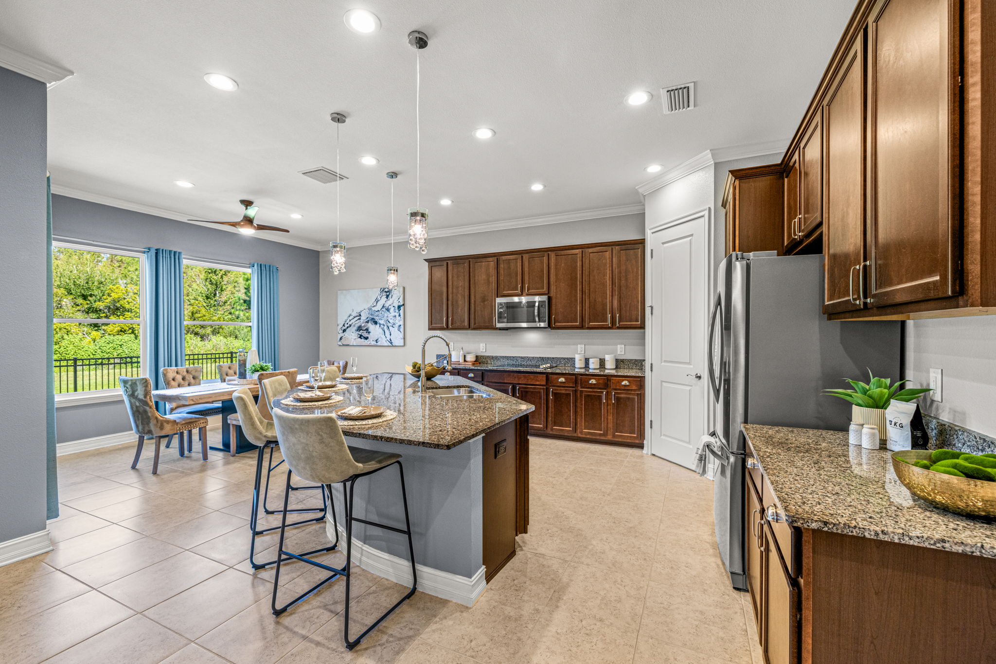 14-1819 Whitewillow Dr