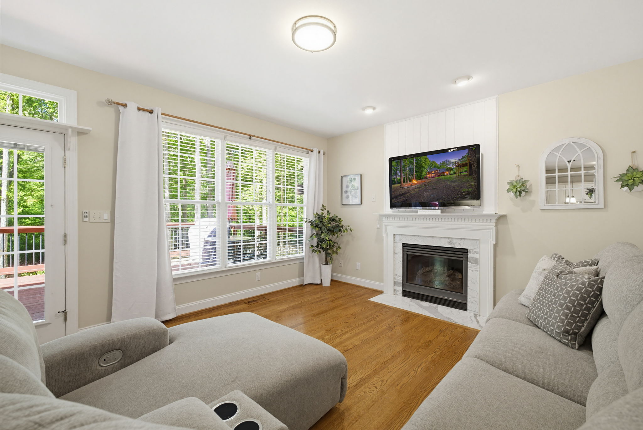 1819 Wild Fern Dr-12