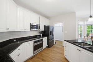 1819 Wild Fern Dr-22