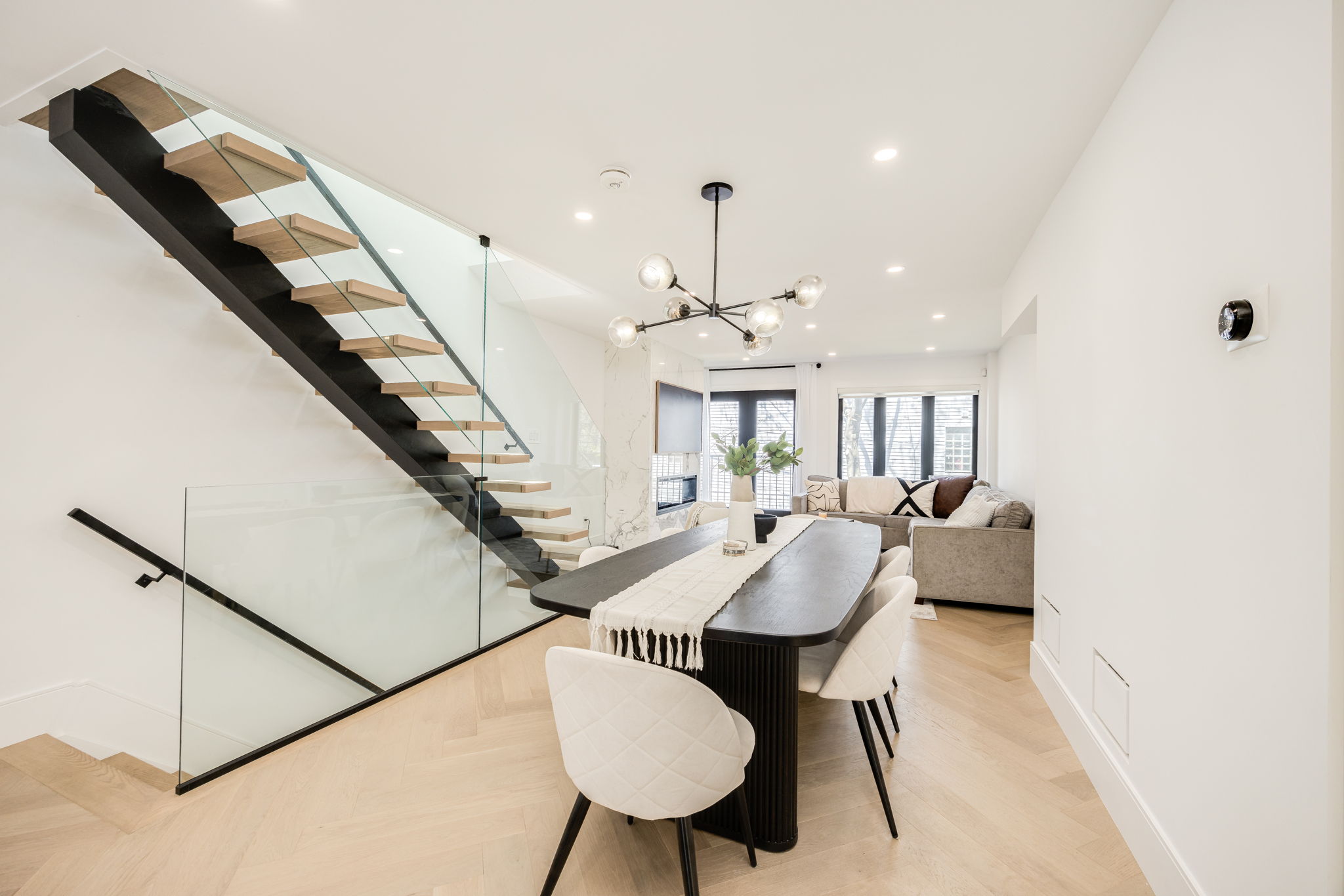 Toronto property showcase — delivered property photograph 8