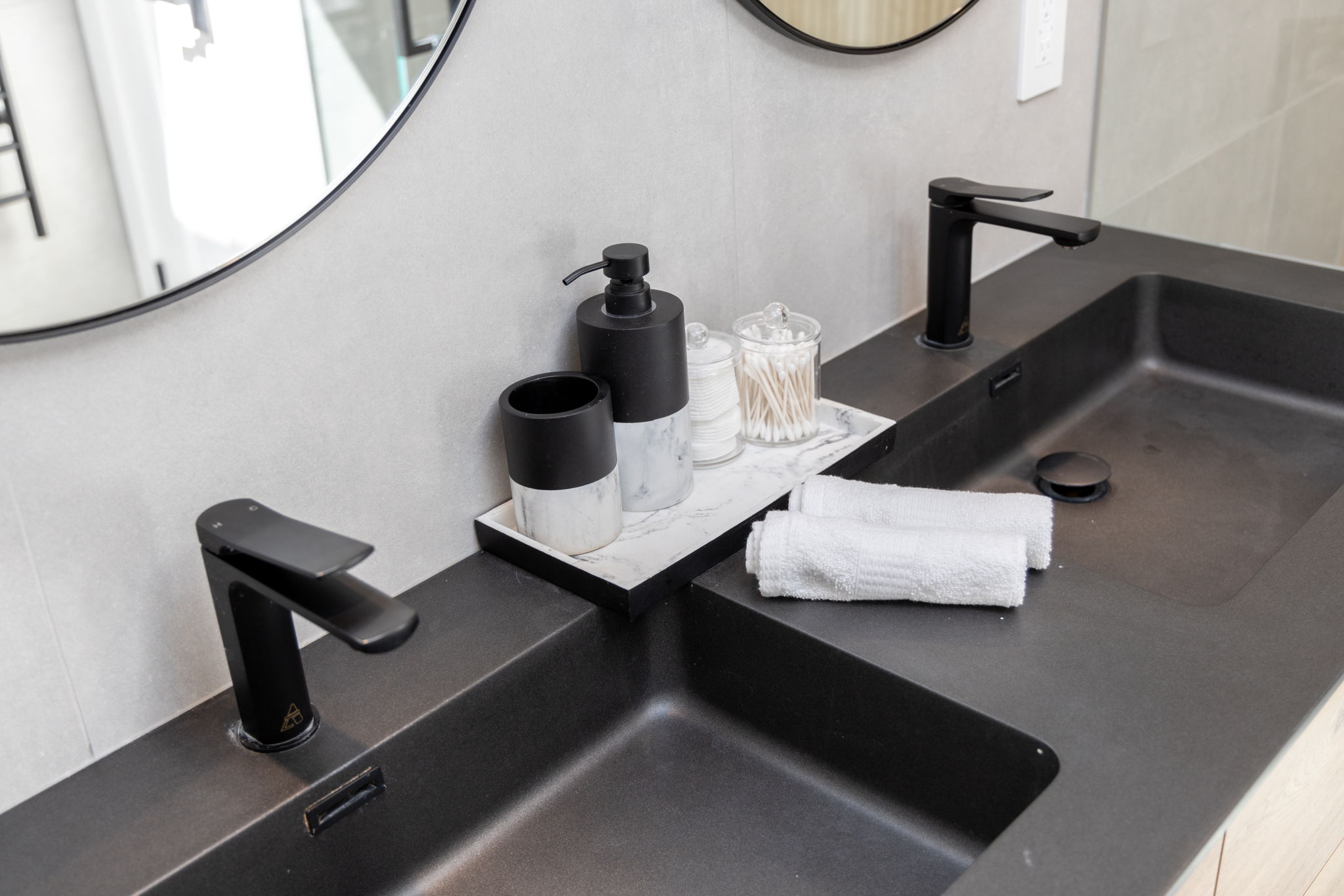 Toronto property showcase — delivered property photograph 41