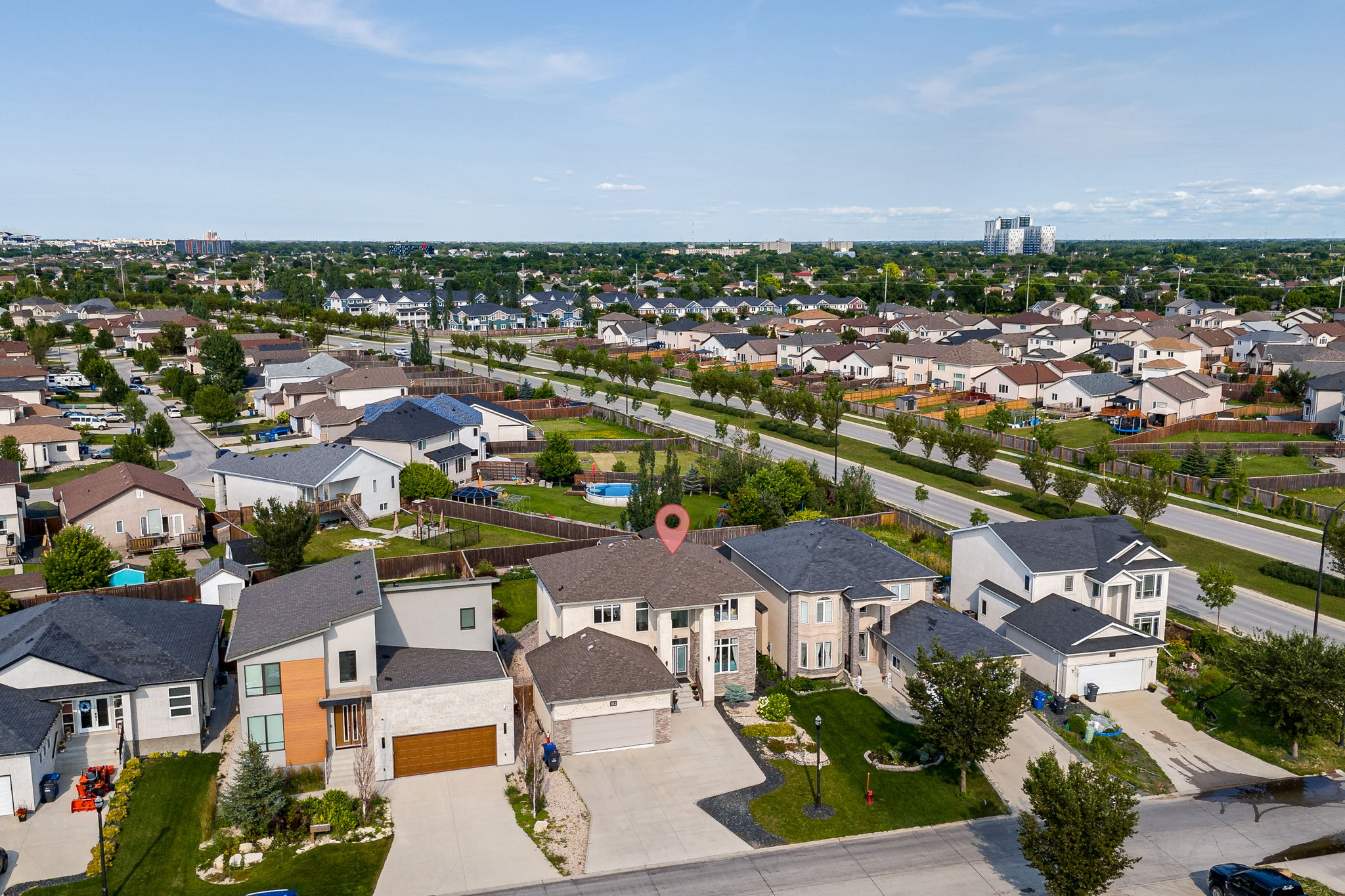 182 Autumnview Dr - Exterior-13