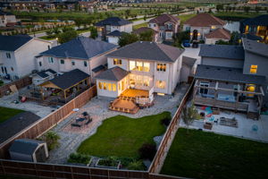182 Autumnview Dr - Twilight-12