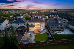 182 Autumnview Dr - Twilight-14