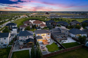 182 Autumnview Dr - Twilight-15