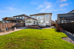 182 Autumnview Dr - Exterior-8